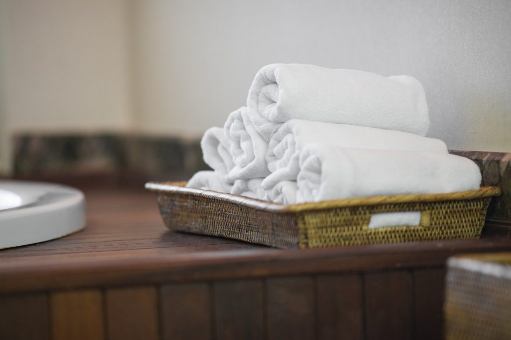 towel, white, cleaning-5054814.jpg
